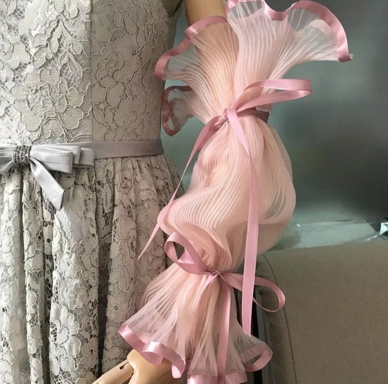 Detached Ribbon Cinched Marmaluke Sleeves