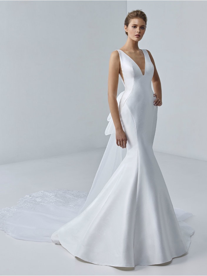 Gorgeous Mikado Lace Tulle And Organza Deep V Neck And Side Panels Fit WenLeeBridal Gorgeous Mikado Lace Tulle And Organza Deep V Neck And Side Panels Fit WenLeeBridal
