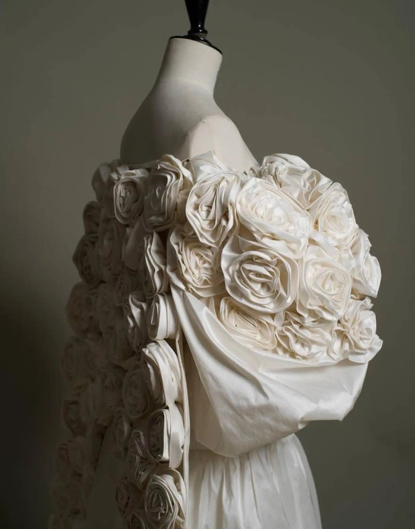 Vintage Historical Era 3D Floral Puff Sleeve Charming Bridal Special Occasion Party Event Cape Jacket
