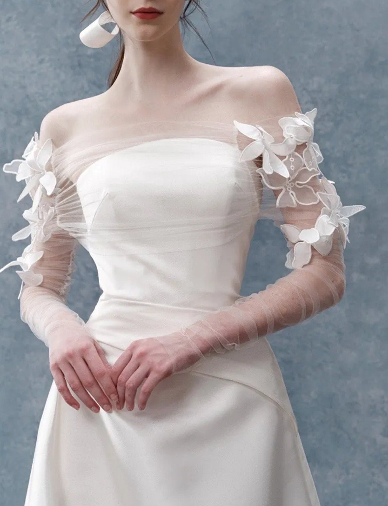 Detached Floral 3D Appliqués Sheer Fitted Bolero Sleeves