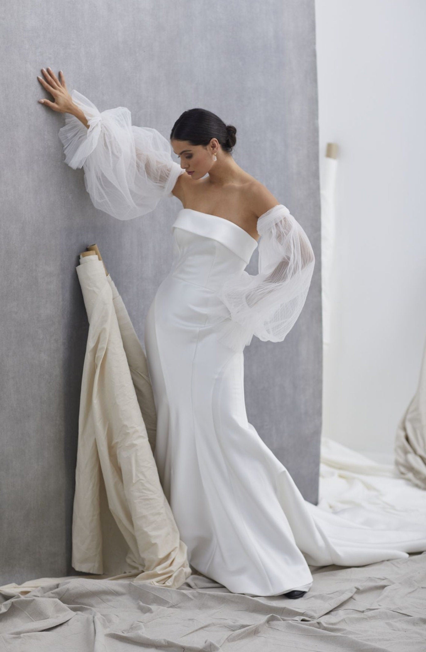 Detached Pleated Tulle Bicep Sleeves