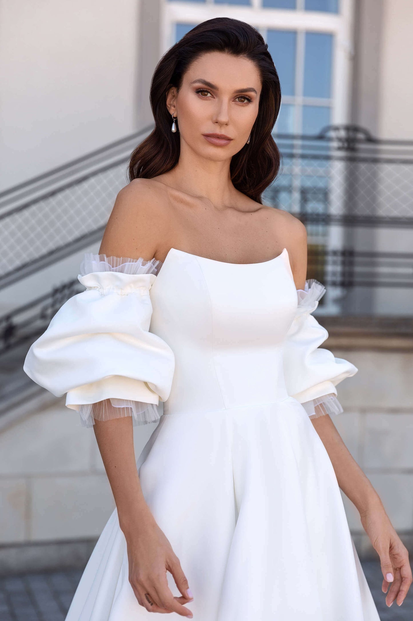 Detached Satin And Peek A Boo Tulle Frill Layered Sleeves