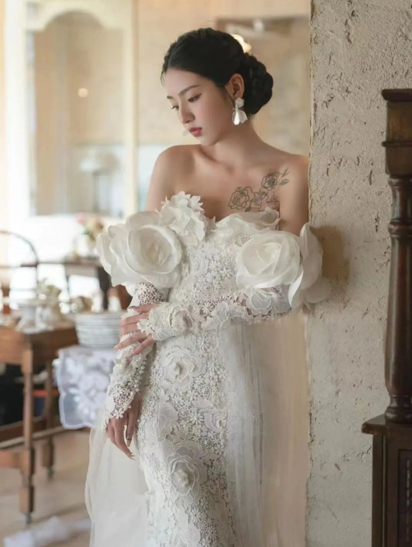 Detached 3D Flora Lace Bold Rose Detail Bicep Sleeves