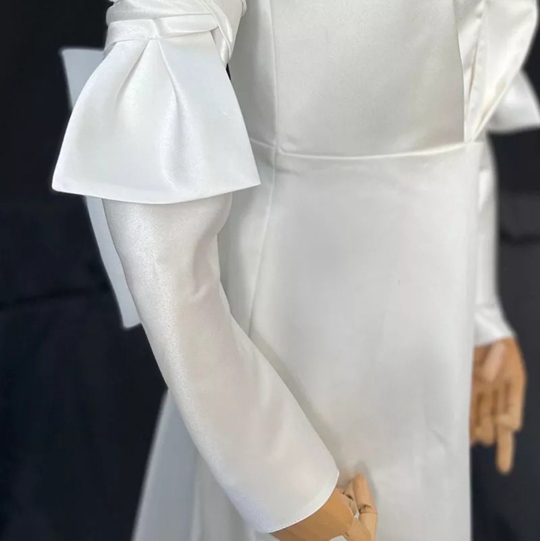 Detached Satin Bow Knot 3/4 Slim Sleeves.