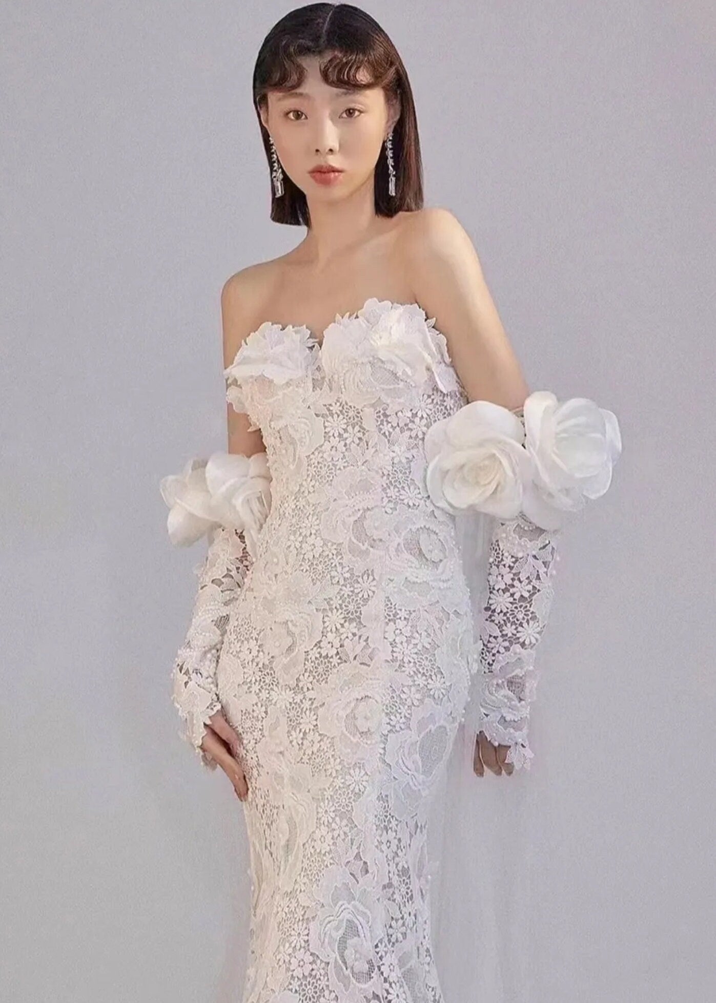 Detached 3D Flora Lace Bold Rose Detail Bicep Sleeves