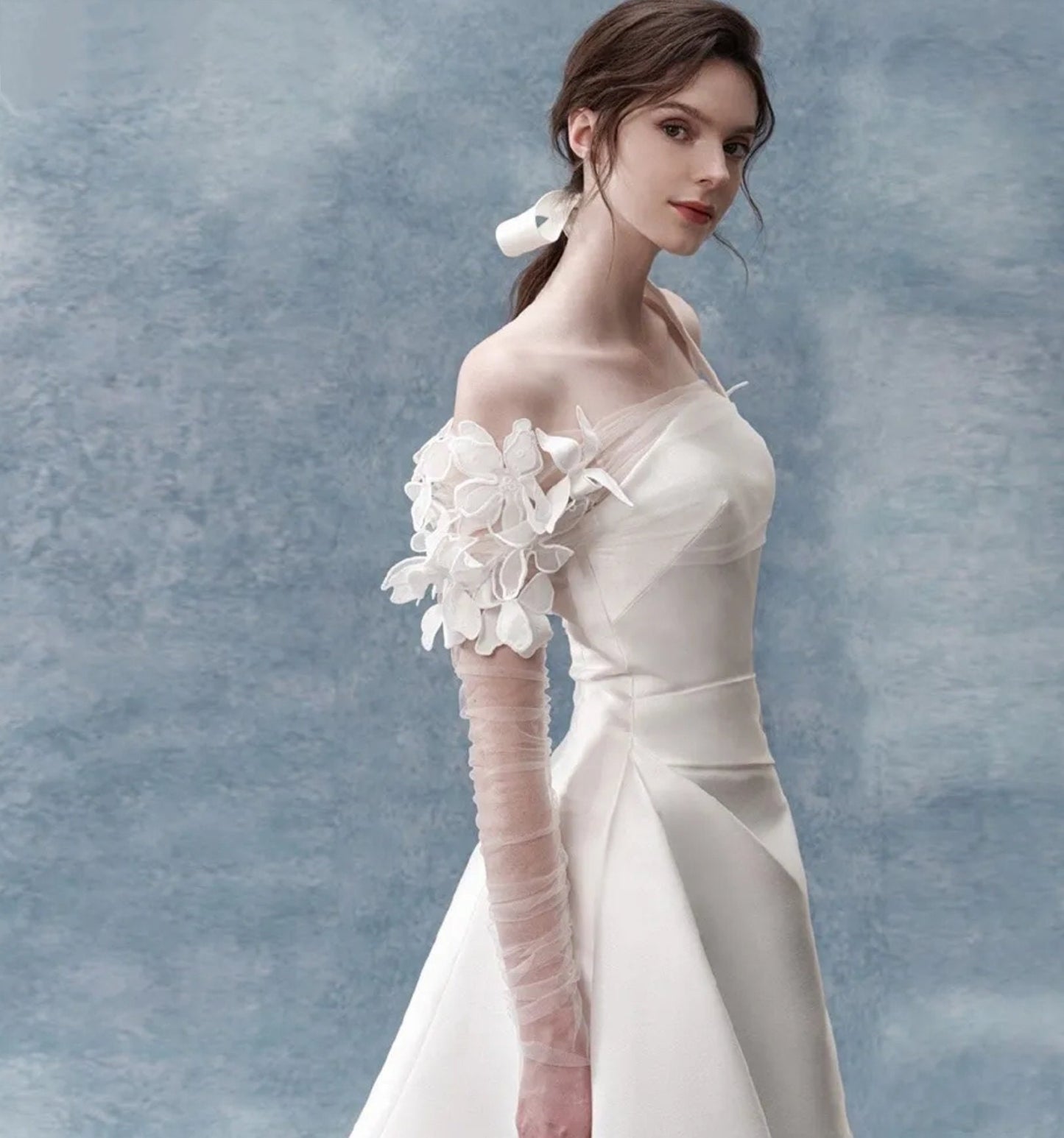 Detached Floral 3D Appliqués Sheer Fitted Bolero Sleeves