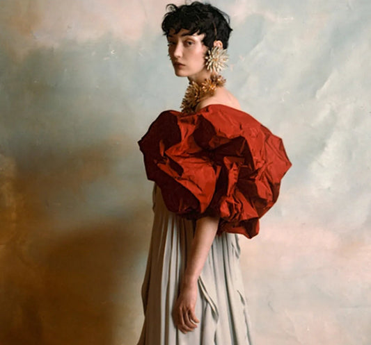 Detached Short Taffetta Crinkle Look Cloud Sleeves