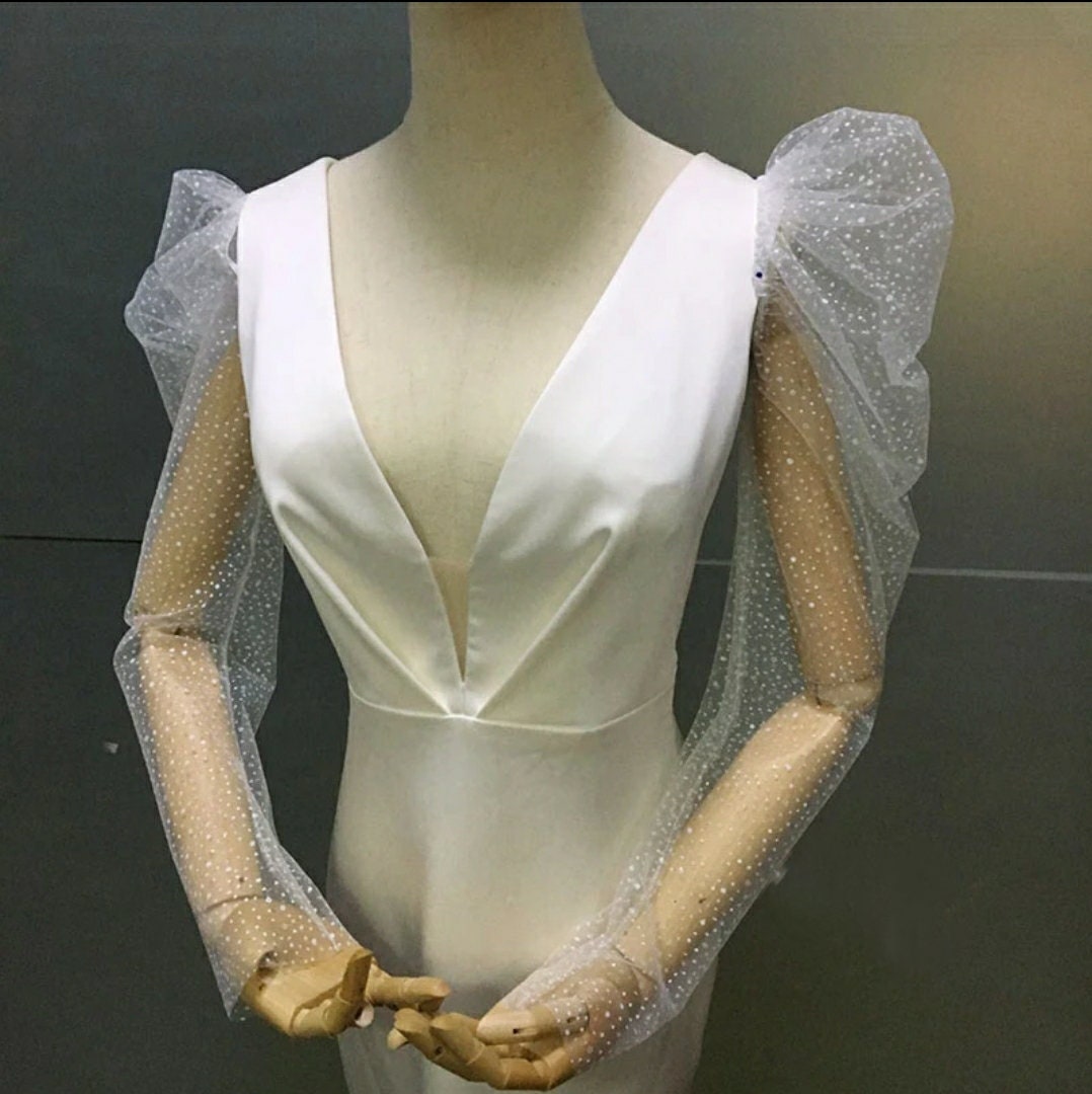 Detached Puff Shoulder Shimmering Glitter Tulle Sleeves