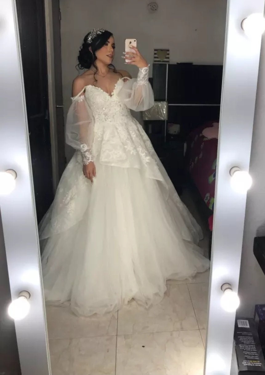 Appliquéd Lace And Tulle Detached Bridal Long Sleeves