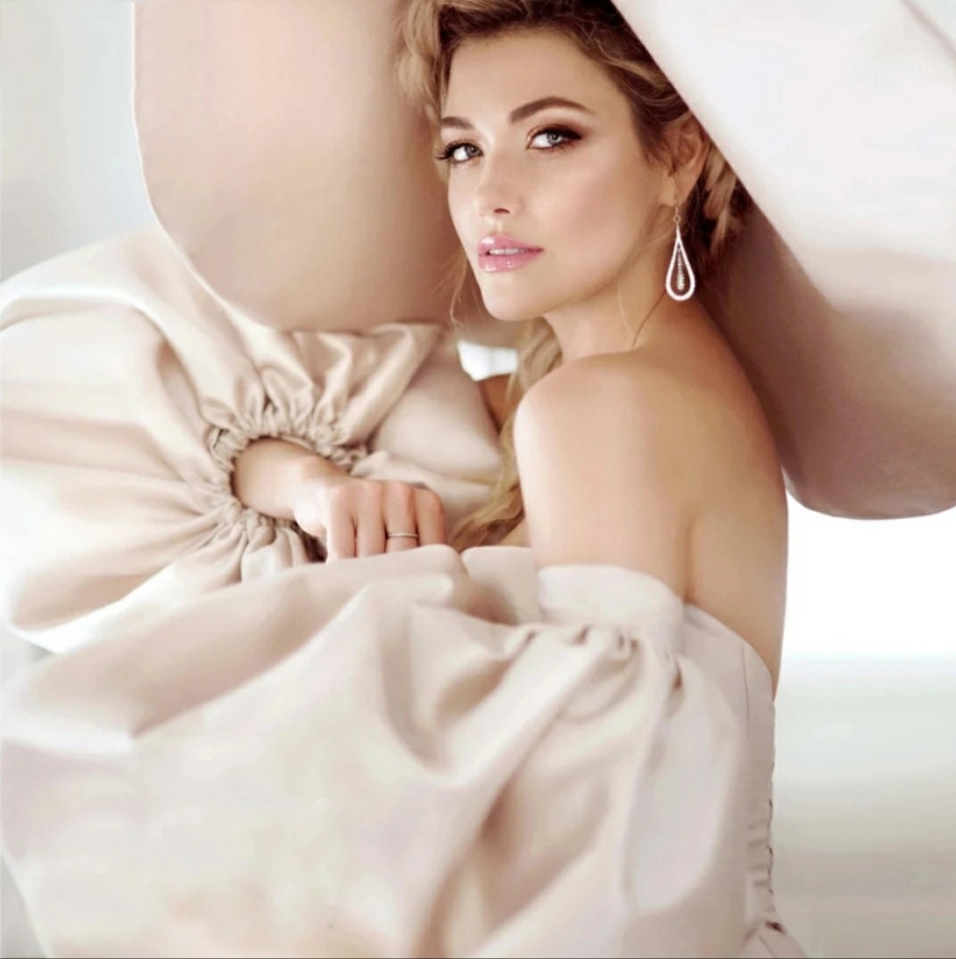 Oversized Satin Puff Bridal Sleeves
