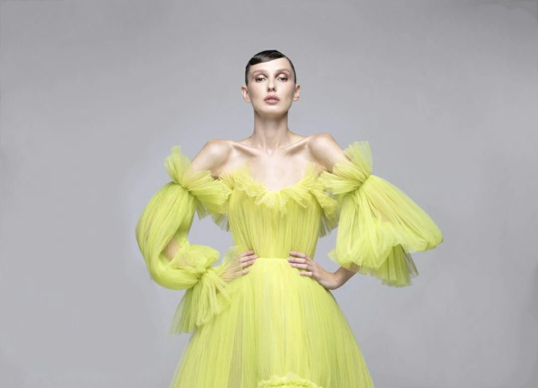 Full Length Double Layered Detached Sleeves