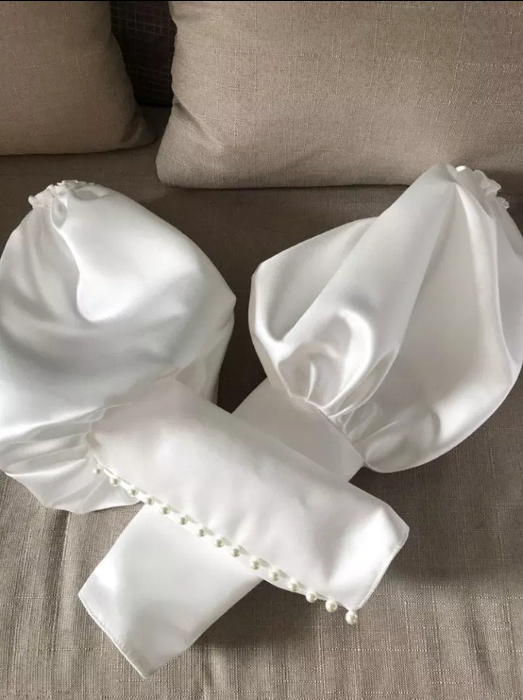 Victorian Style Buttoned Puff Satin Detached Bridal Sleeves