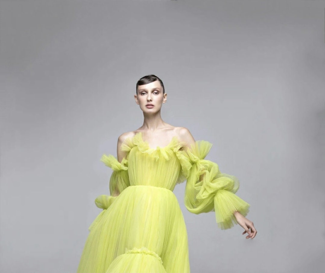 Full Length Double Layered Detached Sleeves