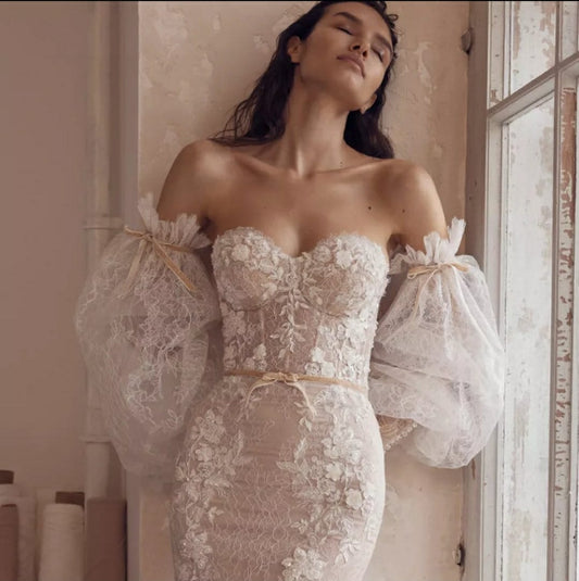 Detached Leg Of Mutton Full Lace & Ribbon Sleeves
