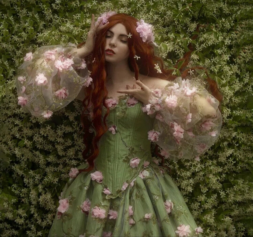 3D Delicate Floral Vine Detached Sleeves