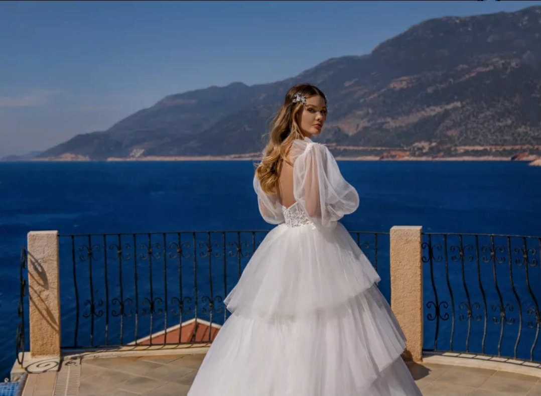 Detached Over The Shoulder Plisse Tulle & Floral Lace Appliqué Trim Full Sleeves