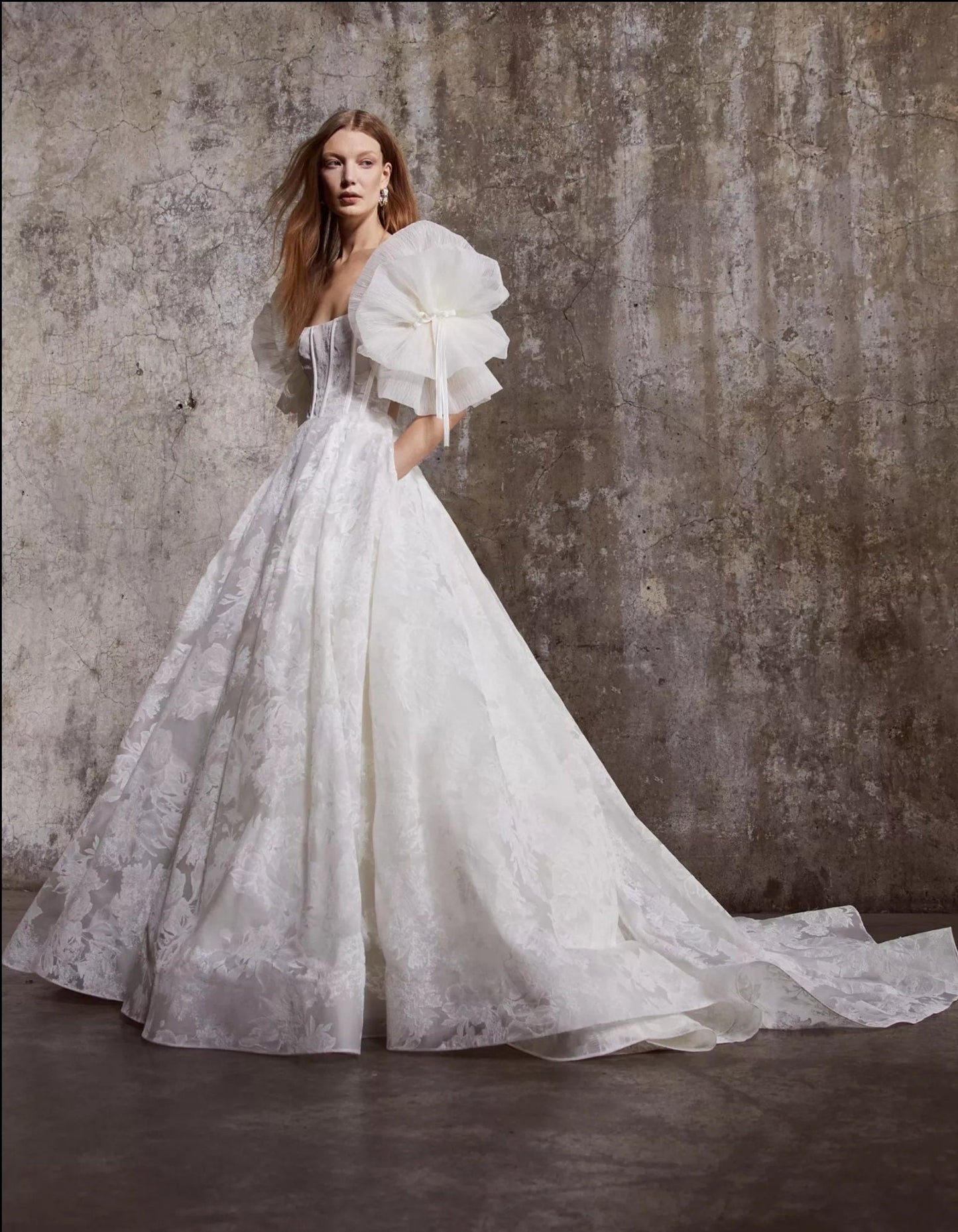 Pleated Organza Petal Detached Sleeves With Center Ribbon