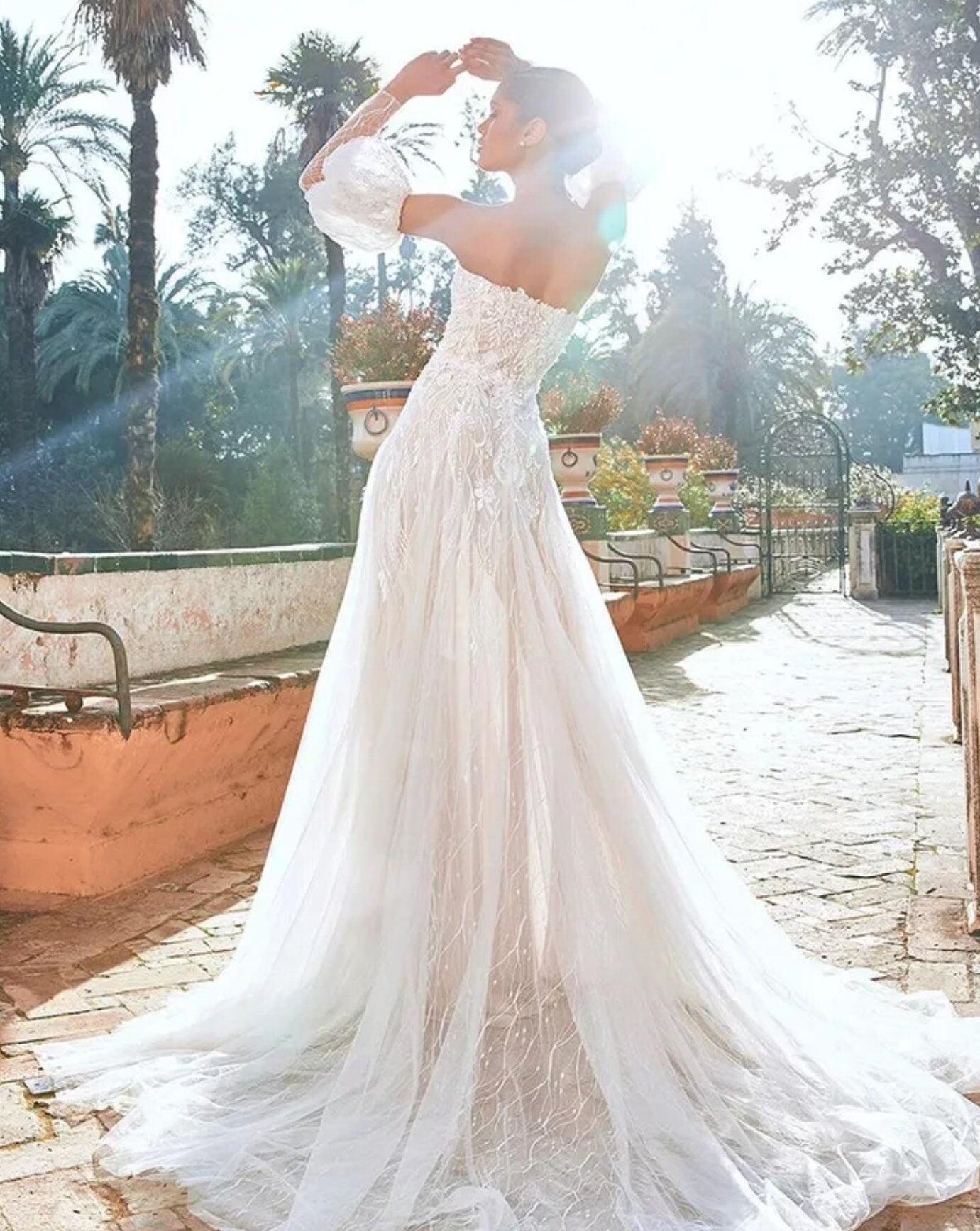 Floral Lace Puff Three Quarter Detached Sleeves