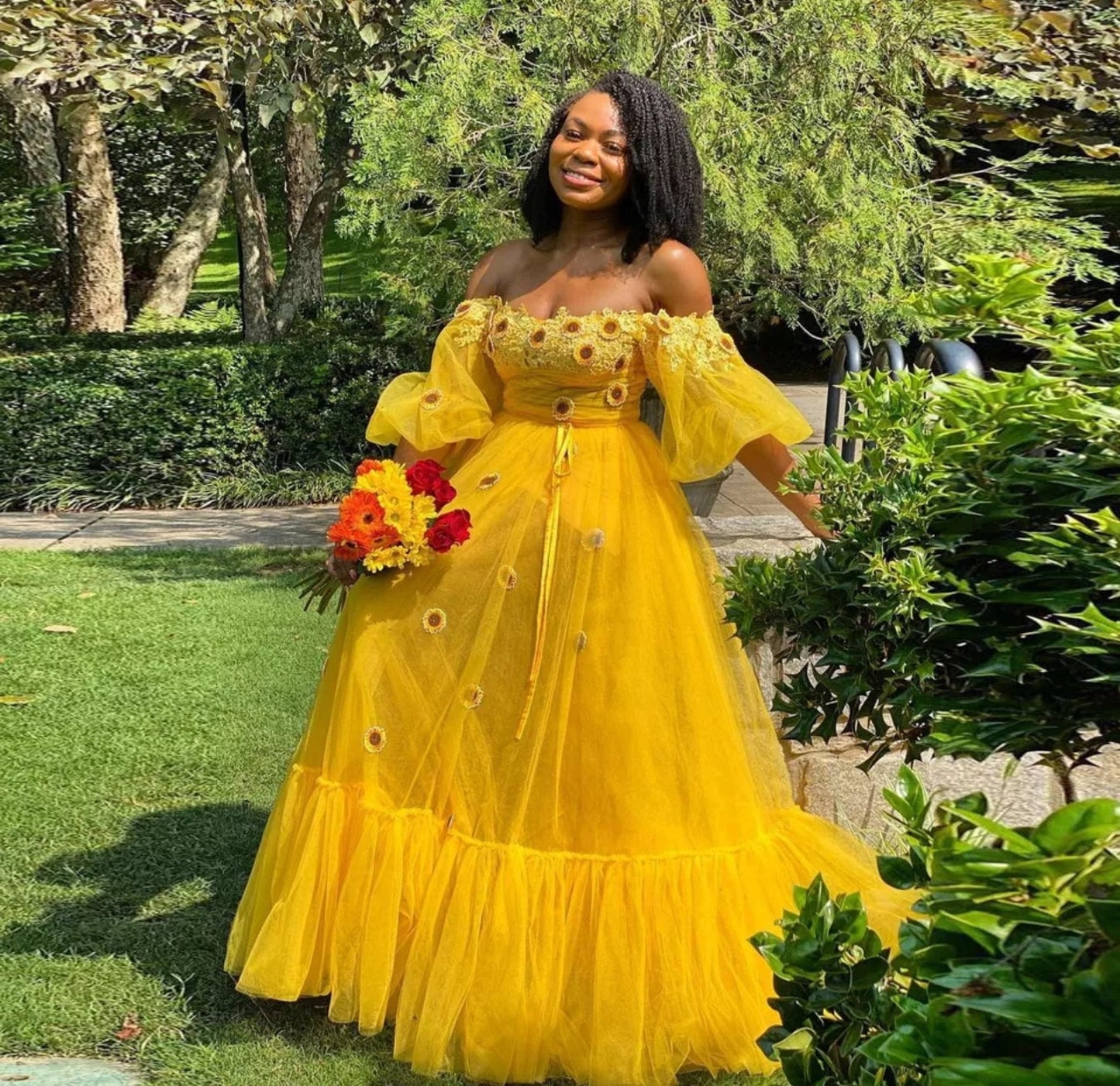 Detached Sunflower Tulle Sleeves