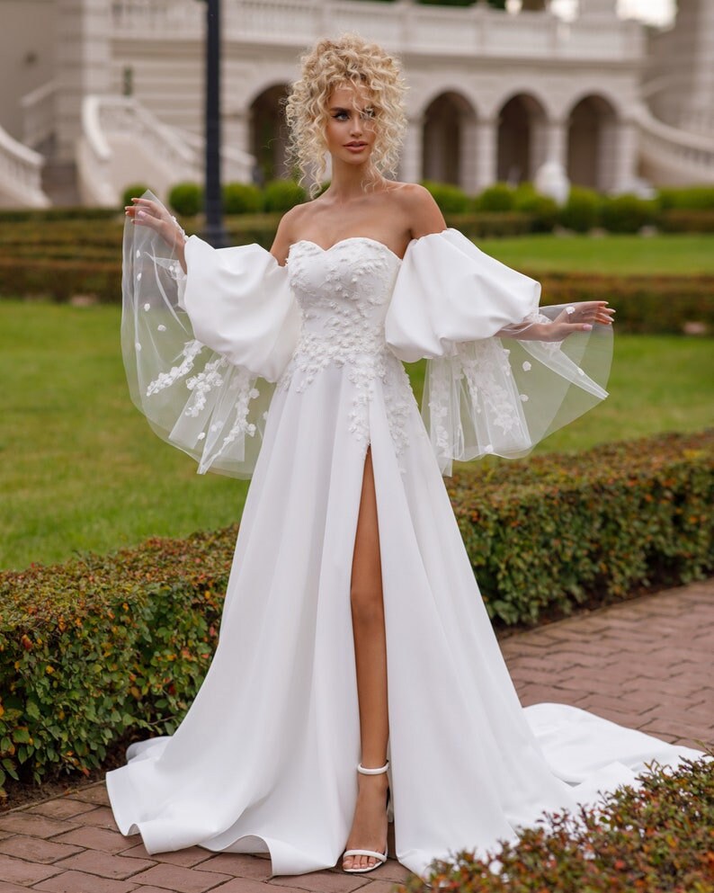 Detached Puff Lilly Of The Valley Tulle Draped Dramatic Sleeves