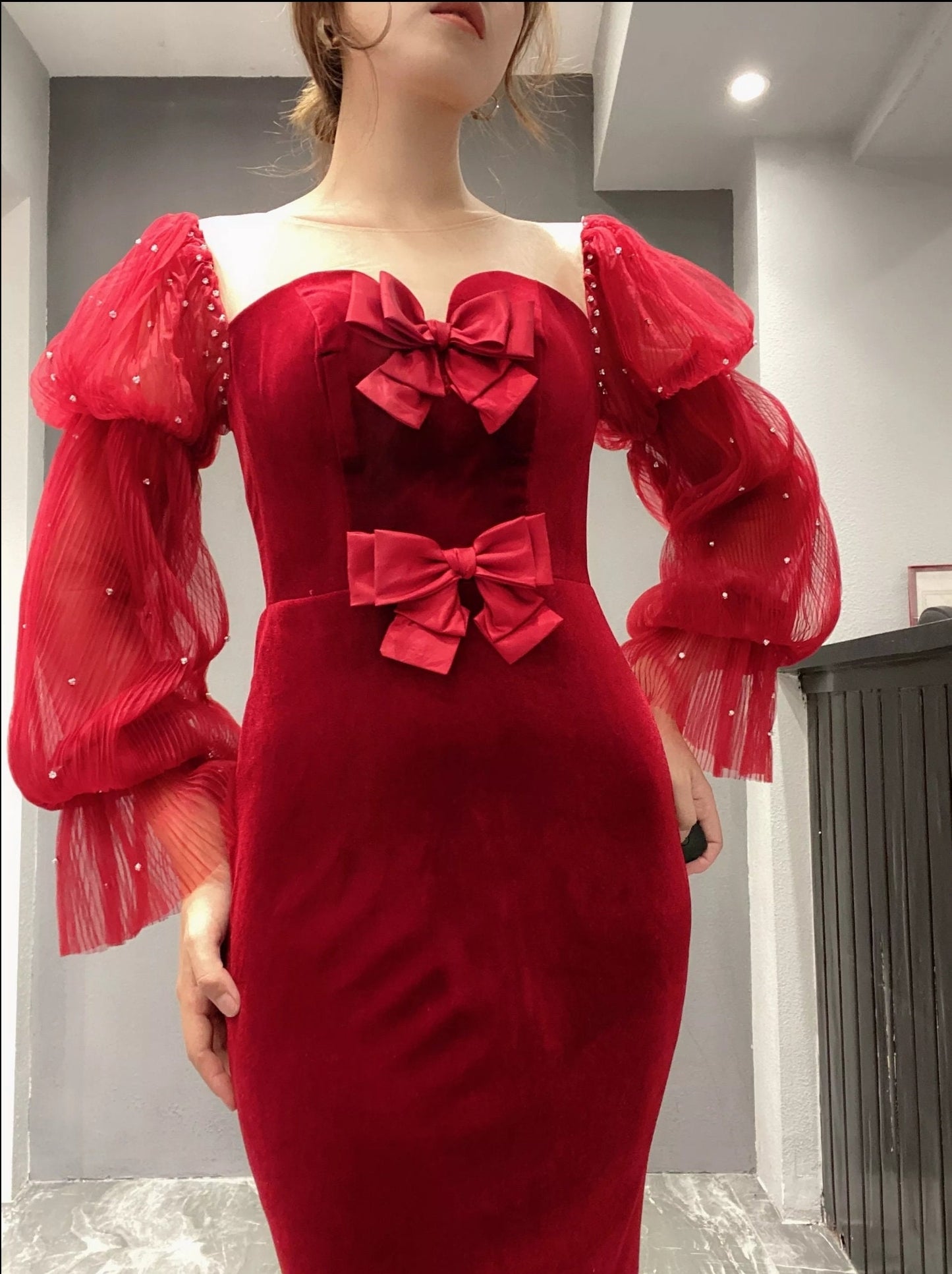 Detached Embellished Plisse Tulle Sleeves
