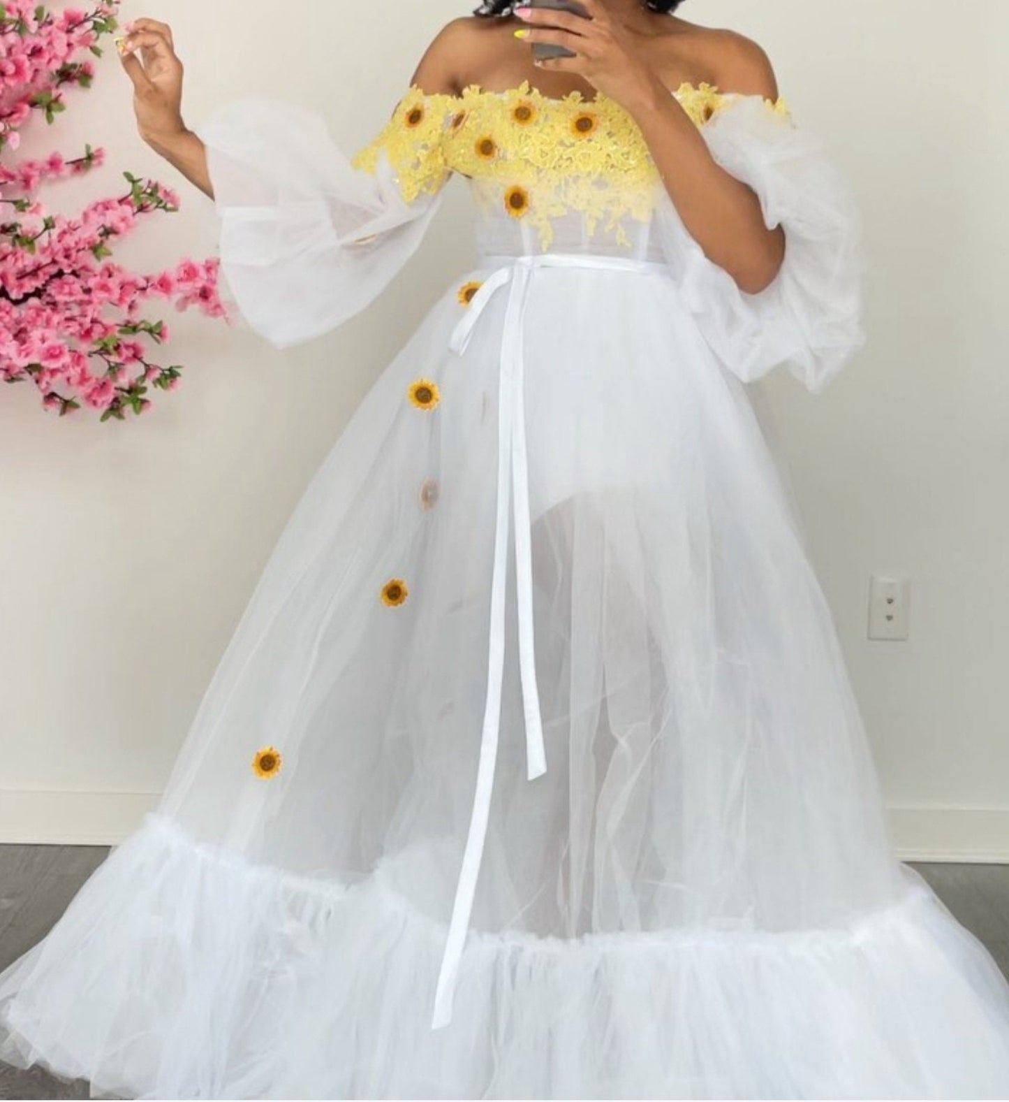 Detached Sunflower Tulle Sleeves