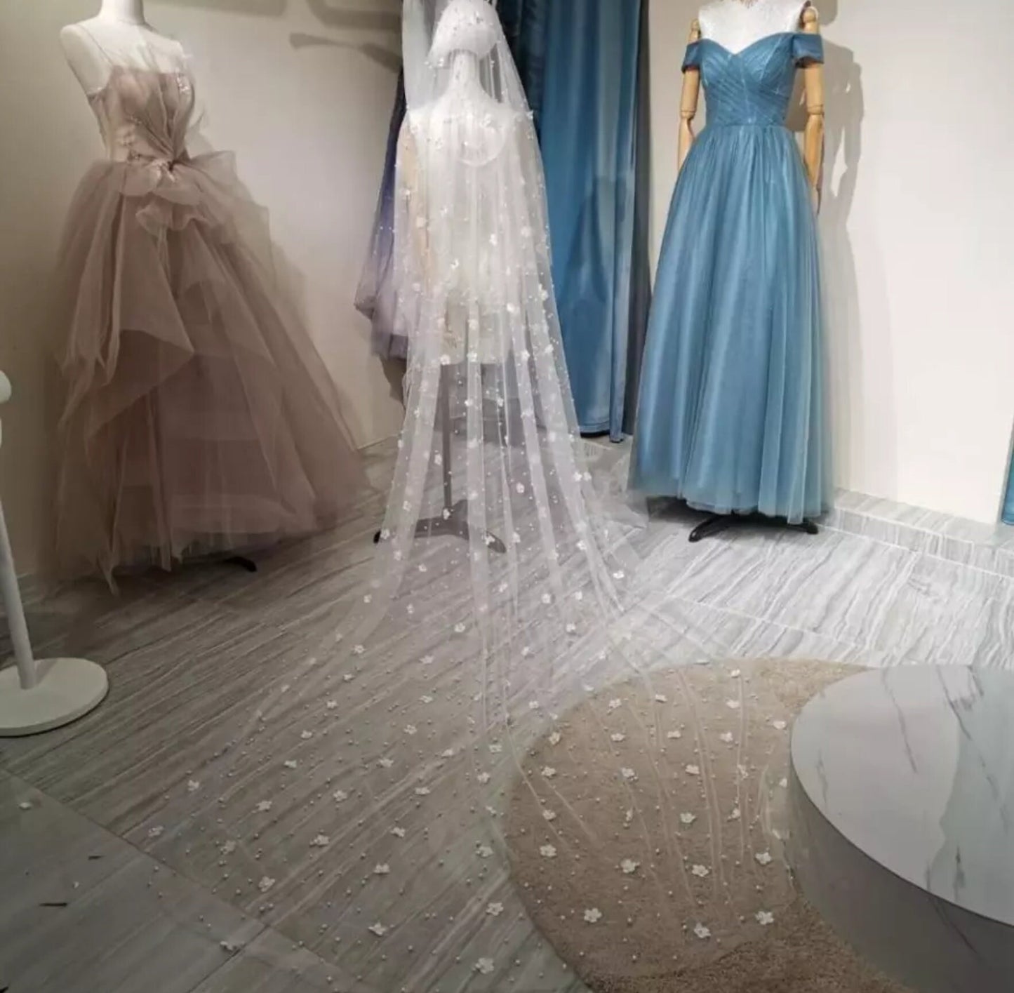 Floral & Pearl Beaded Veil