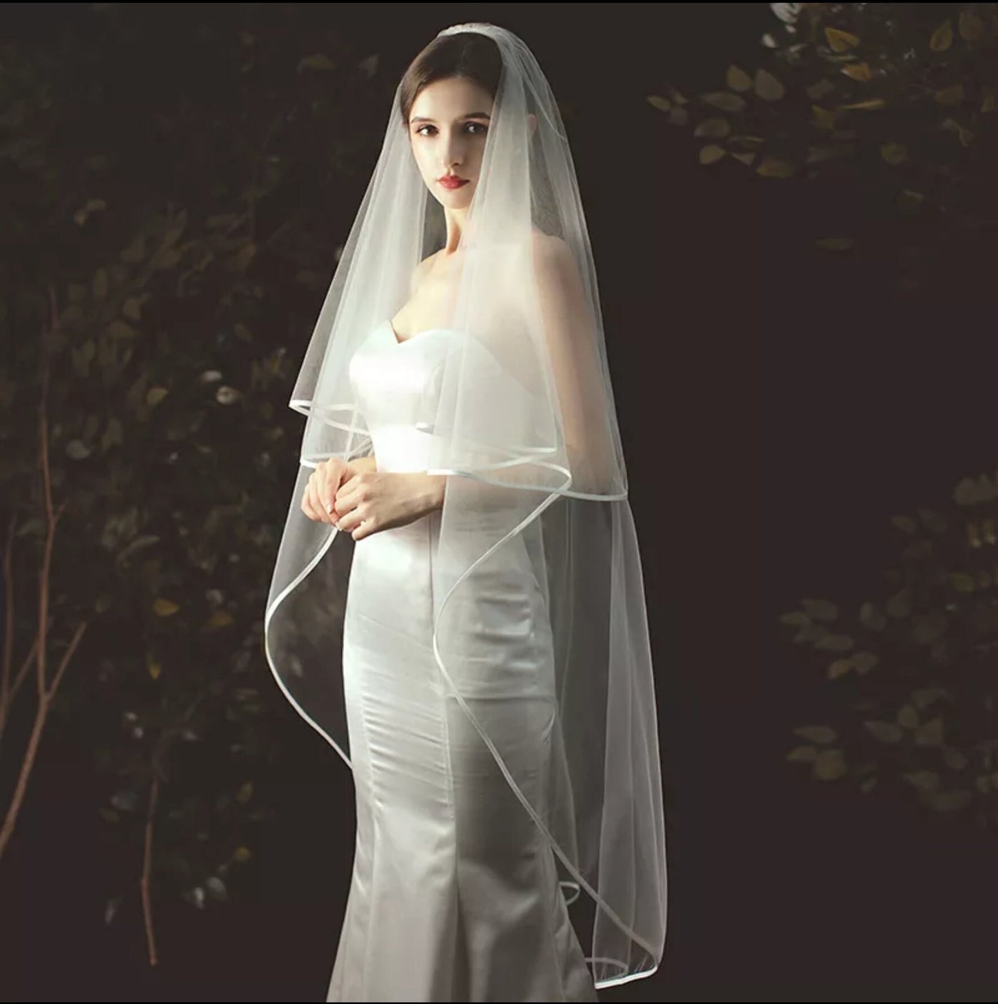 Simple Two Tier Veil With Satin Trim