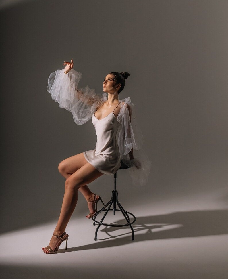 Detached Layered Sheer Tulle Pearl Beaded Dramatic Balloon Sleeves
