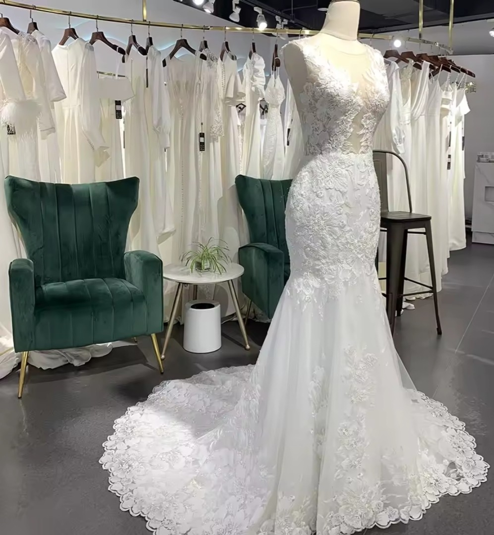 Beautiful Stunning Floral Lace 2025 Sleeveless Fit To Flare Mermaid Bridal Gown With Exceptional Back Show