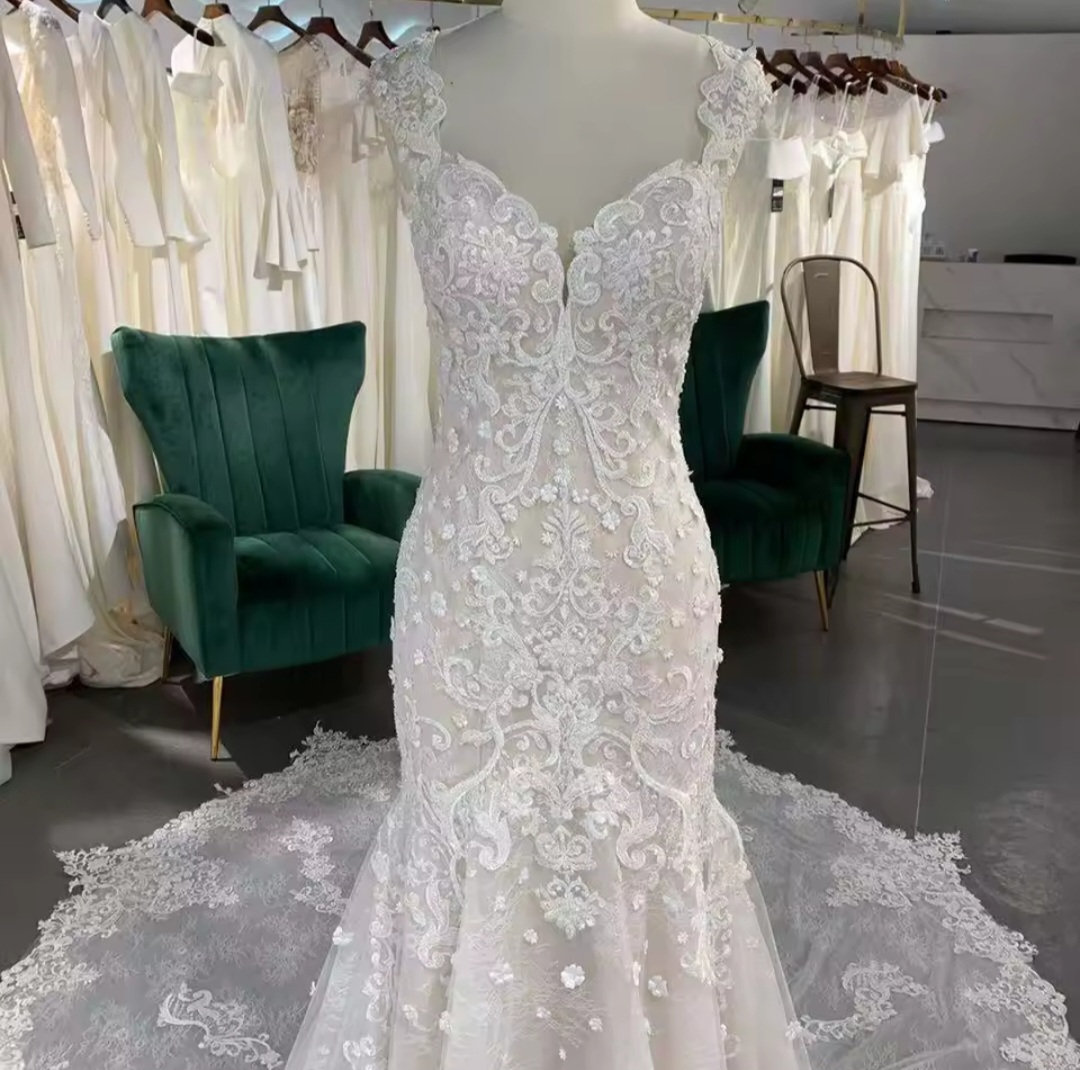 Elegant Lace Cap Sleeve Sweetheart Fit To Flare 2025 Mermaid Bridal Gown