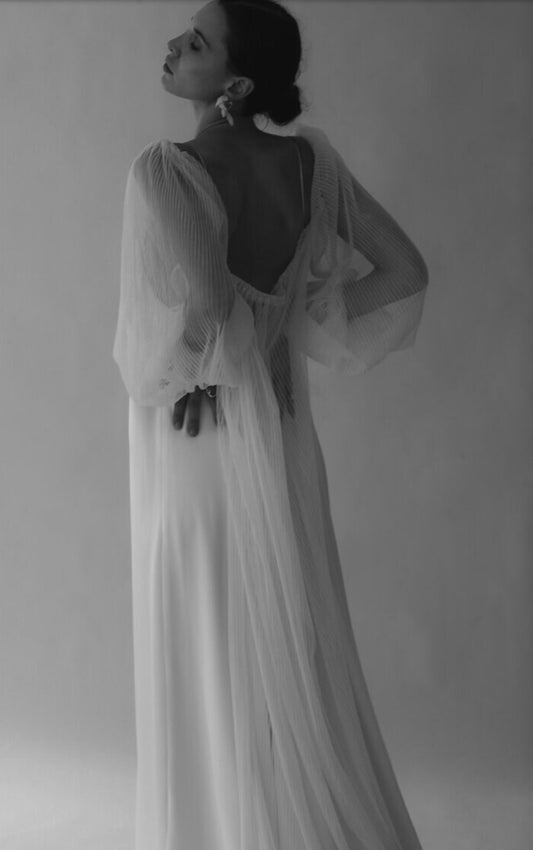 Delicate Pleated Tulle Bridal Cape With Lantern Sleeves