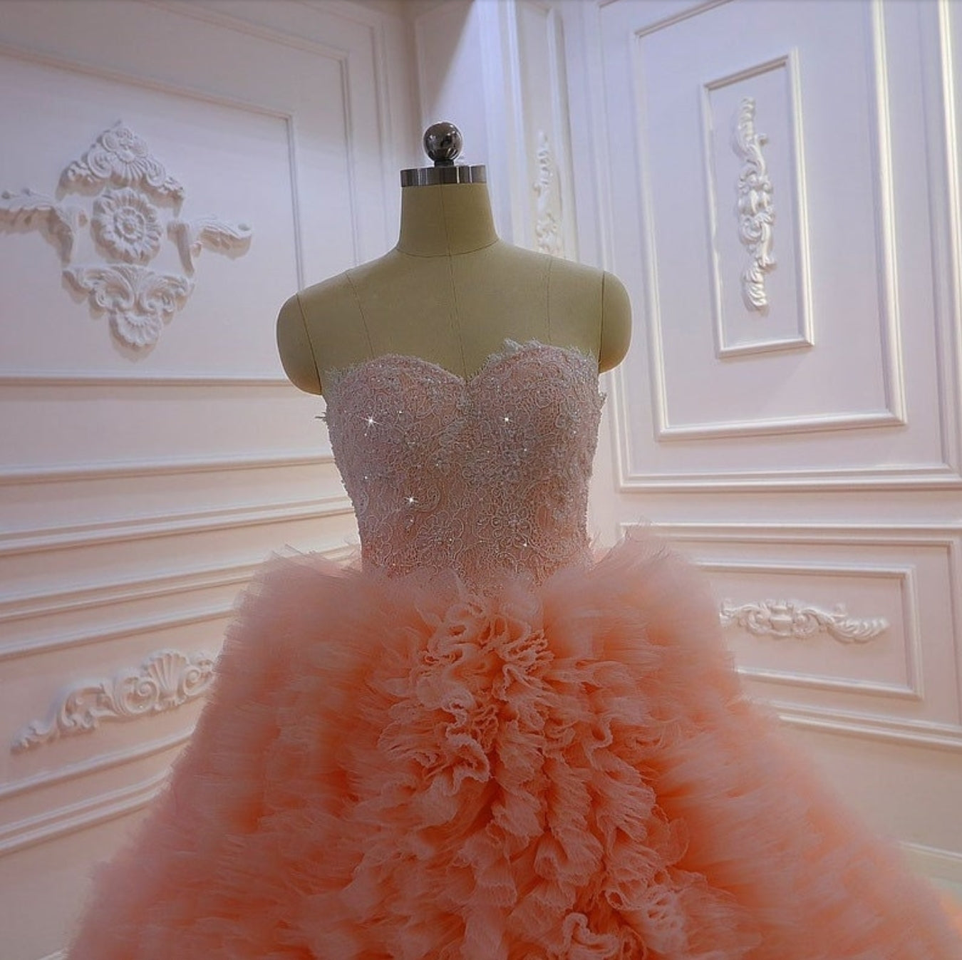 Lovely Strapless Sweetheart Floral Lace Bodice Ruffled & Layered Quinceañera Special Occasion Pageant Gown