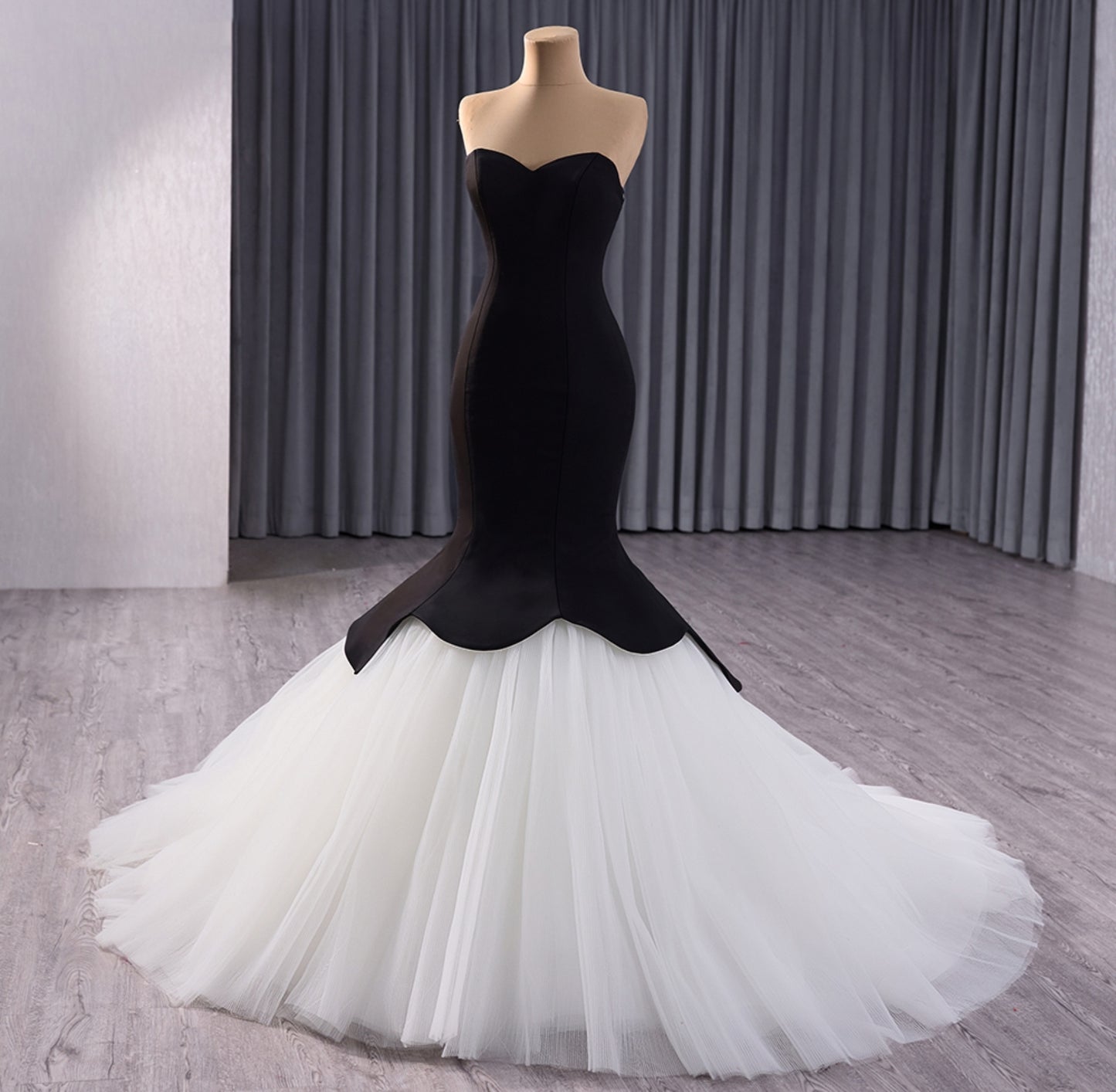 Strapless Sweetheart Black Fit To Flare Special Occasion Gown With Layered Tulle Hem And Matching Black Detached Gloves