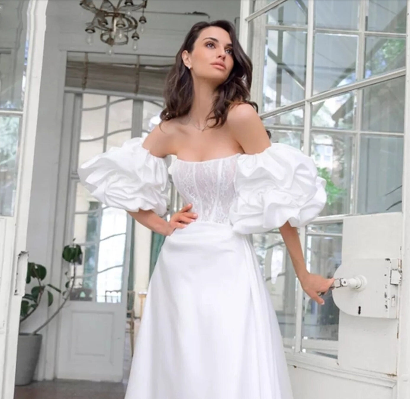 Detached Layered Short Puff Satin Sleeves