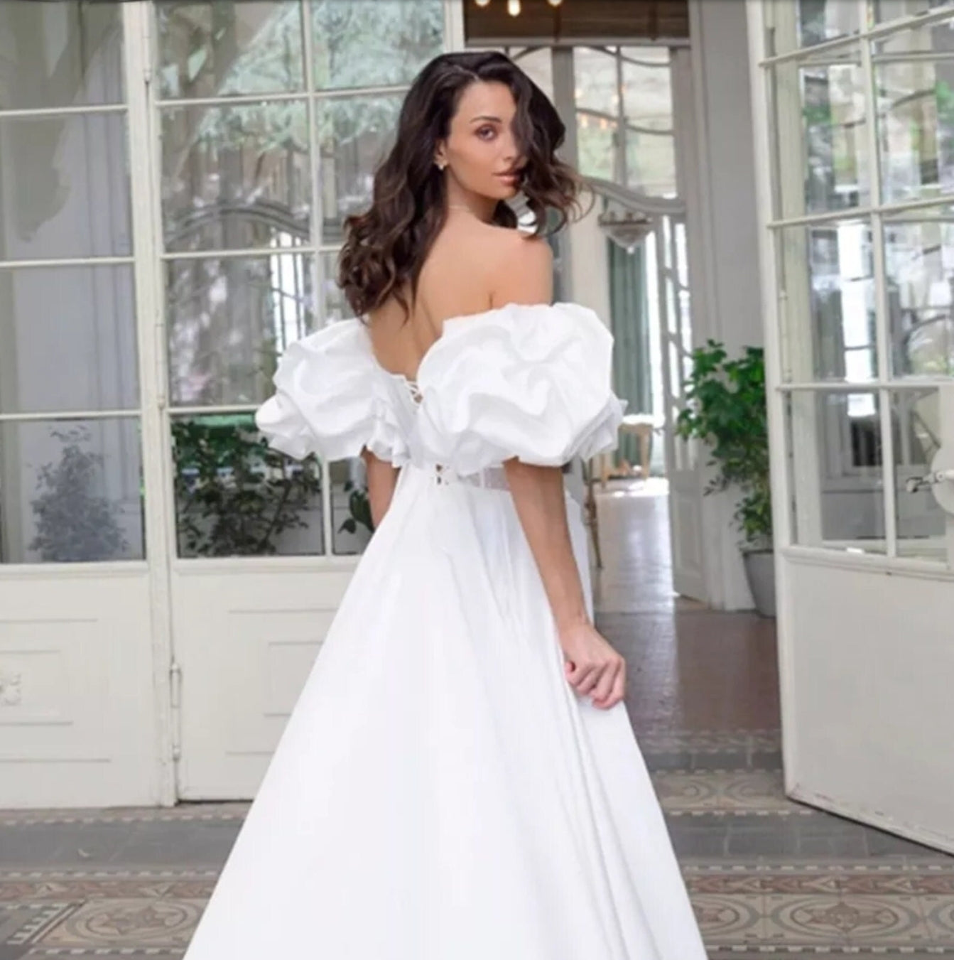 Detached Layered Short Puff Satin Sleeves