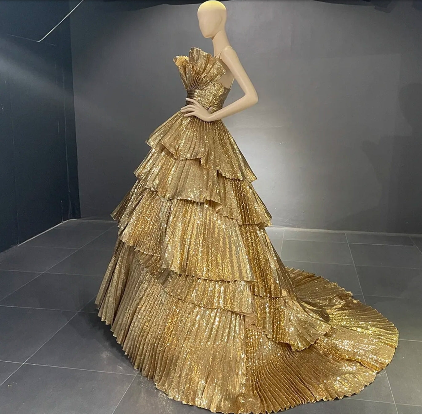 Luxurious Gold Strapless Pleated Irregular Neckline Layered Special Occasion Event Gala Quinceañera Party Gown