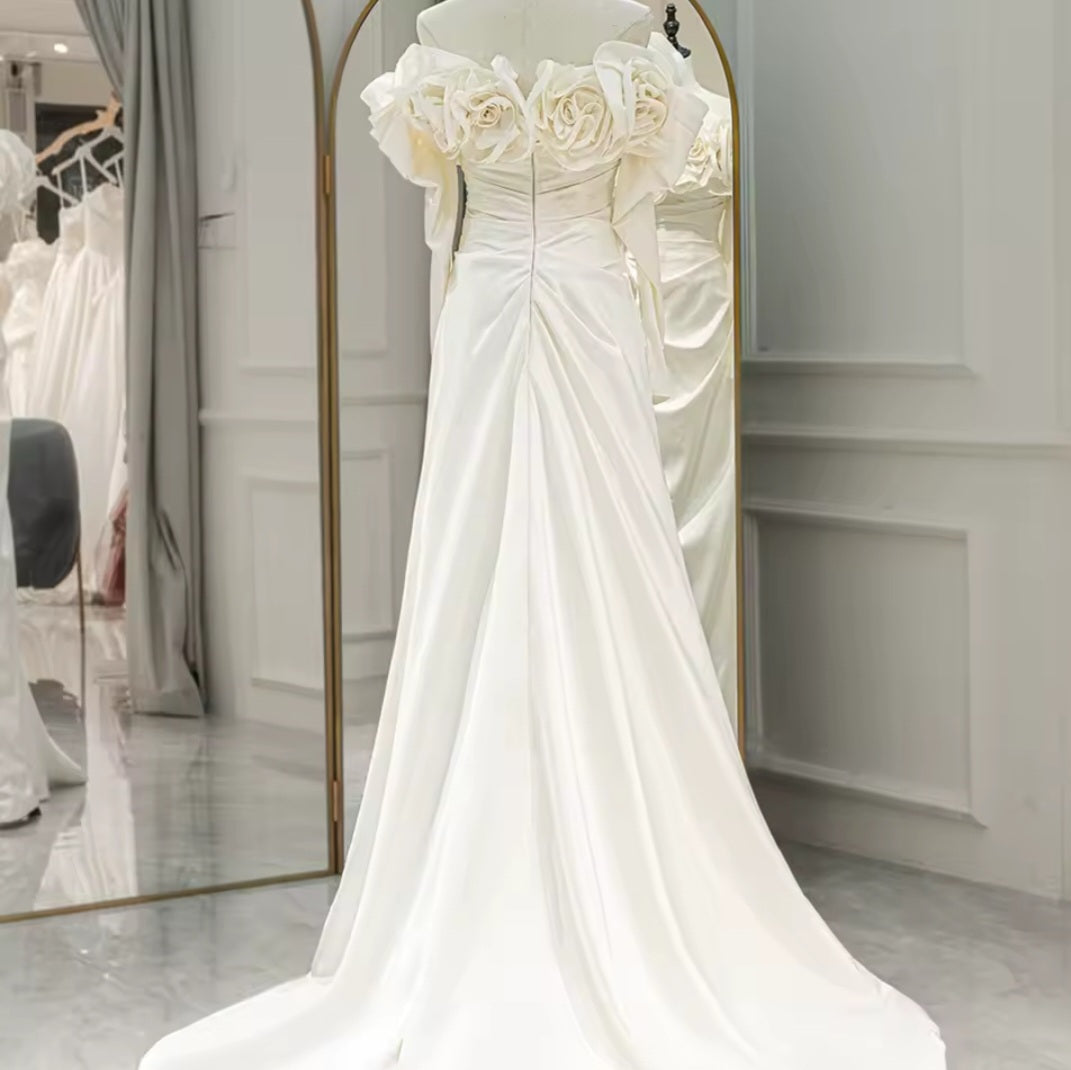 Long Sleeve Satin Big FloralDetail Boat Neck 2025 Sheath Bridal Gown With Flare Train