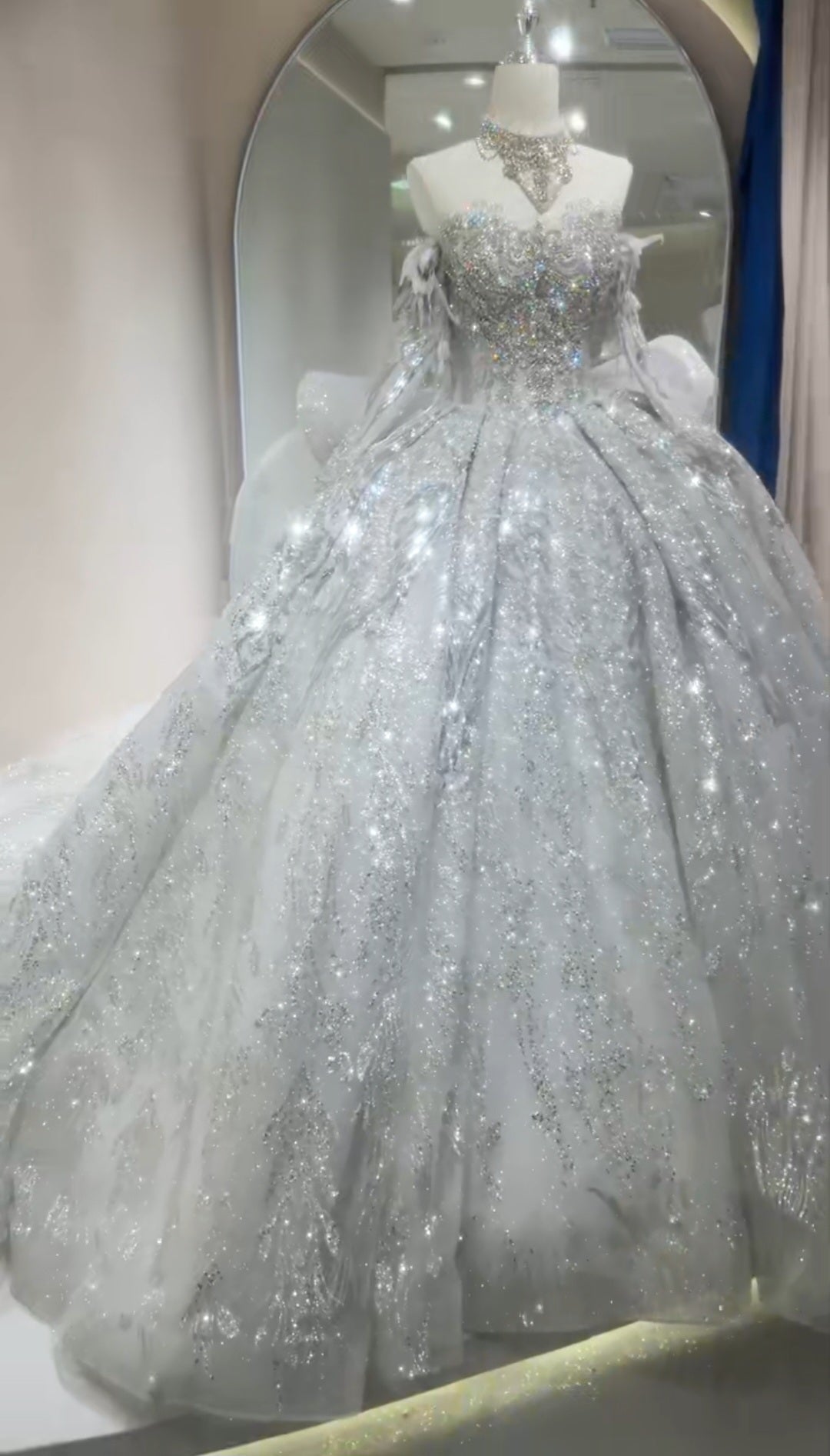 2026 Stunning Princess Sweetheart Off The Shoulder Organza Multi Beaded Laced Up Enclosure Bridal Gown With Detached Collar Choker