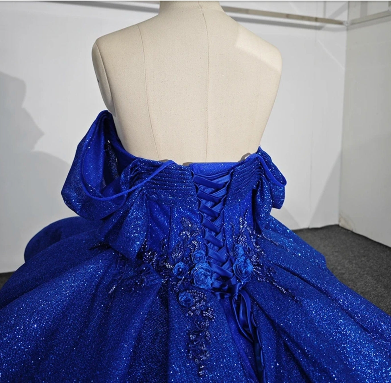 2024 Shimmering Royal Blue Off The Shoulder Sweetheart Beaded Sequin Appliqué & 3D Floral Rosettes Quinceañera, Special Occasion Gown