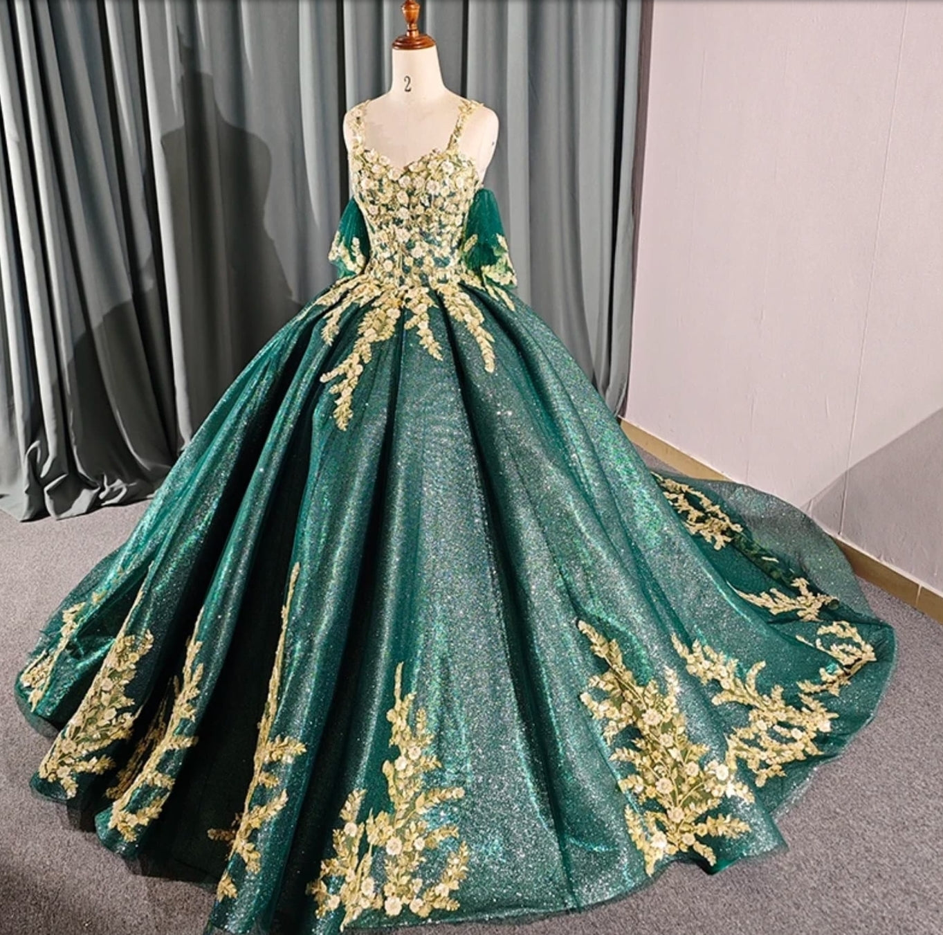 3D Floral Shimmering Gold & Emerald Green Spaghetti Strap Quinceañera Special Occasion Pageant Bat Mitzvah Princess Ball Gown