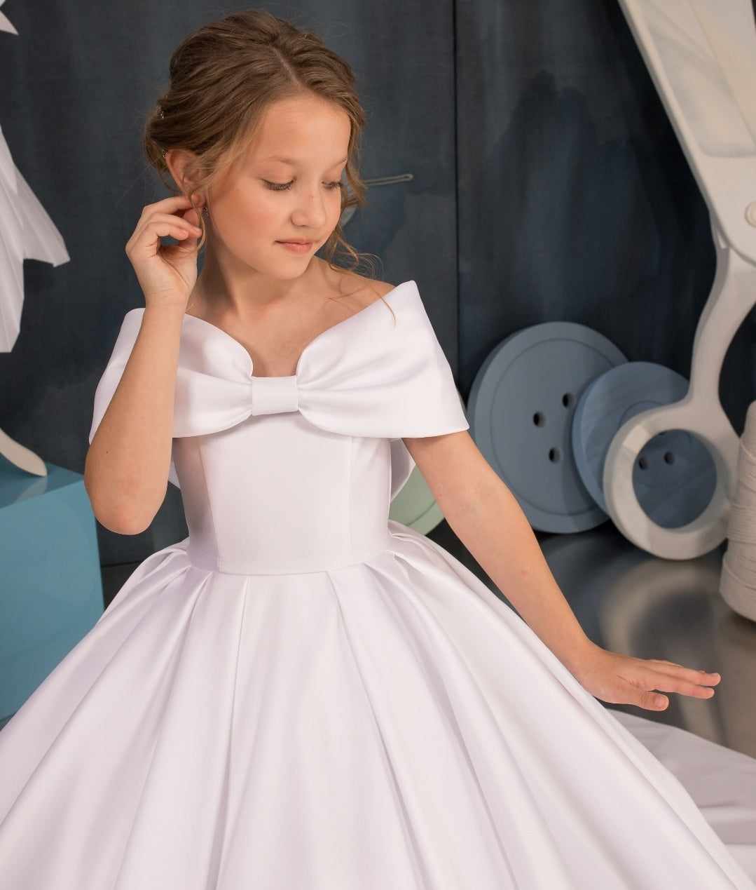 Simple & Sweet Bow Knot Neckline Flower Girl/Special Occasion Ball Gown
