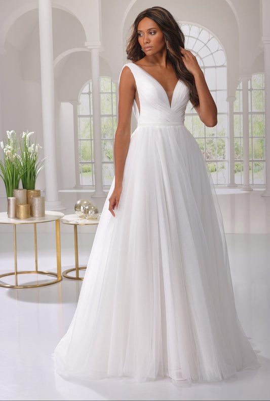 Sleeveless Pleated Minimalist Beautiful Flowing A-Line Ceremonial And Bridal Gown