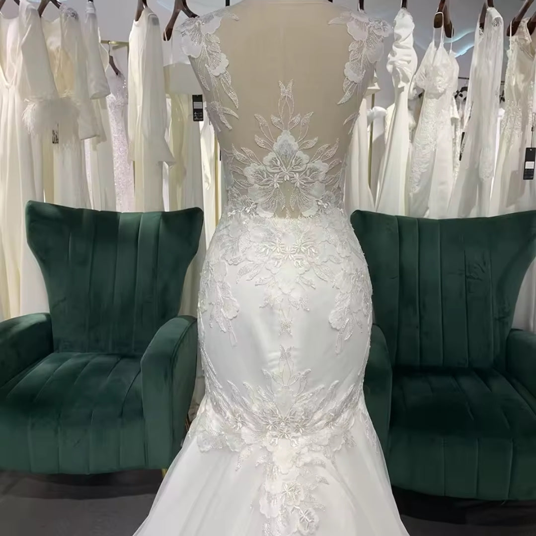 Beautiful Stunning Floral Lace 2025 Sleeveless Fit To Flare Mermaid Bridal Gown With Exceptional Back Show
