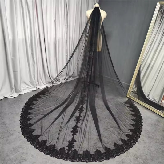 Lovely Black Lace Trim And Center Lace Detail 300 CM Bridal Veil With Comb