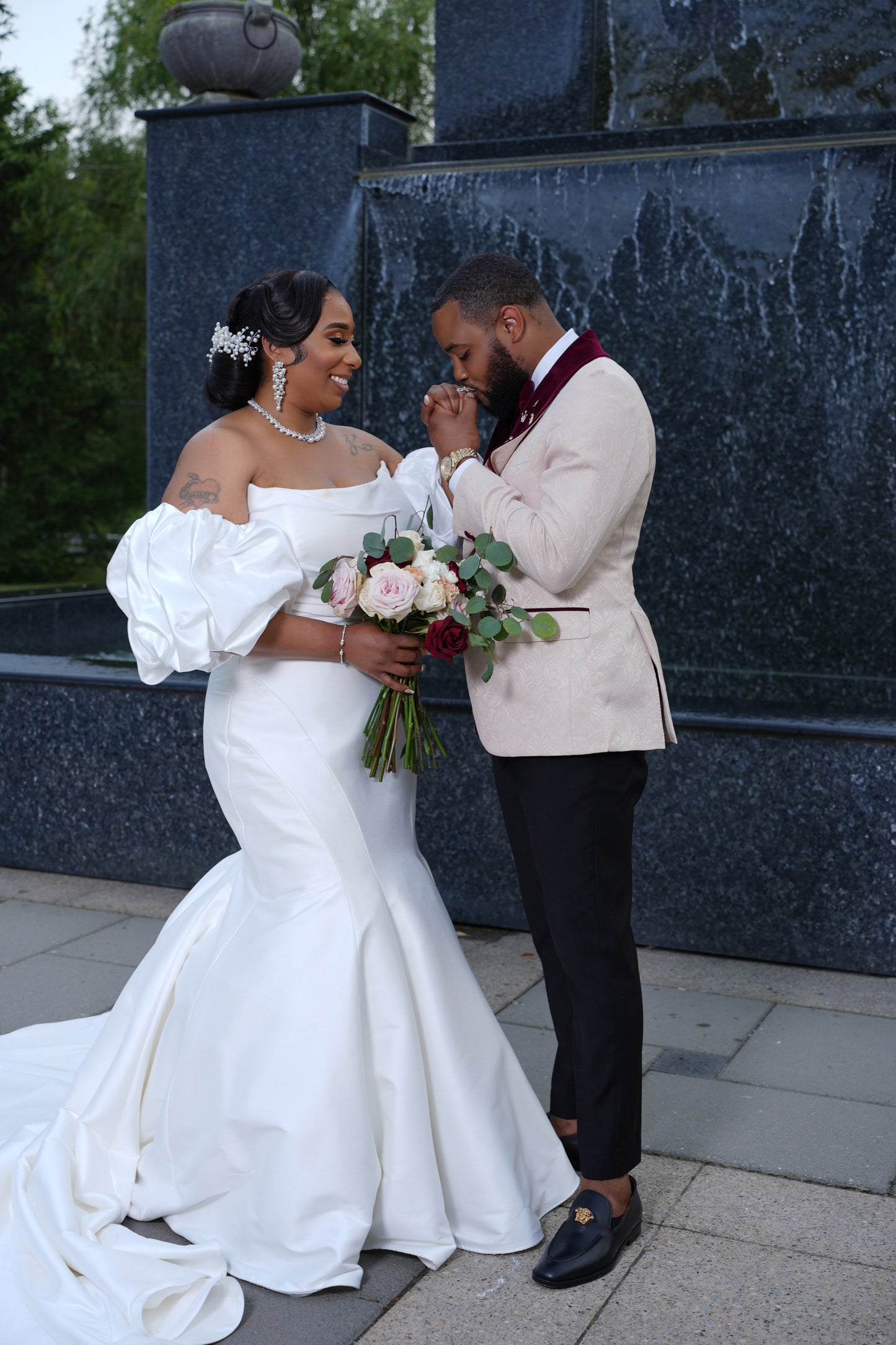 Detached Layered Short Puff Satin Sleeves