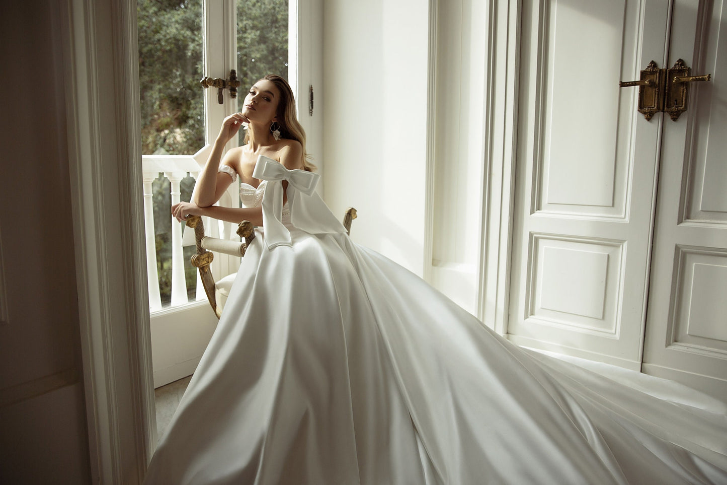 Sweet But Simple Pearl Beaded Trim Sweetheart Pleated Double Bow Knot Off The Shoulder Gown