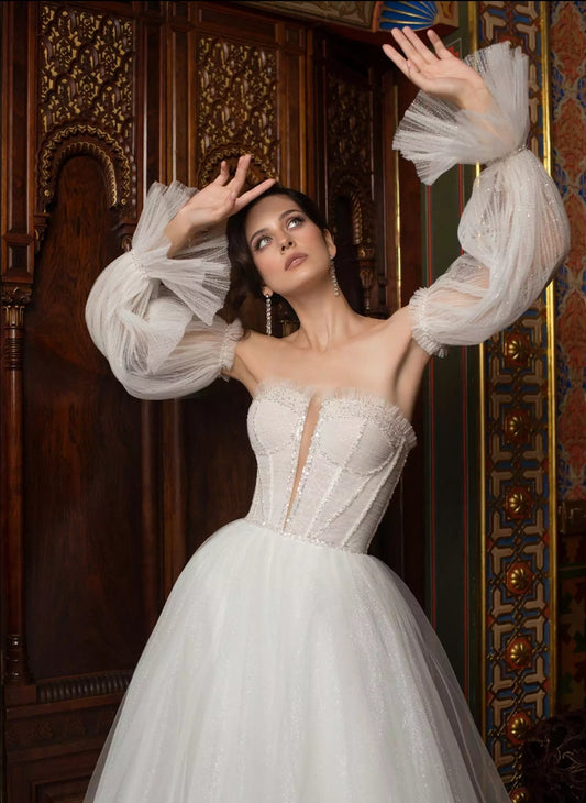 Detached Shimmer Plisse Tulle Sleeves.