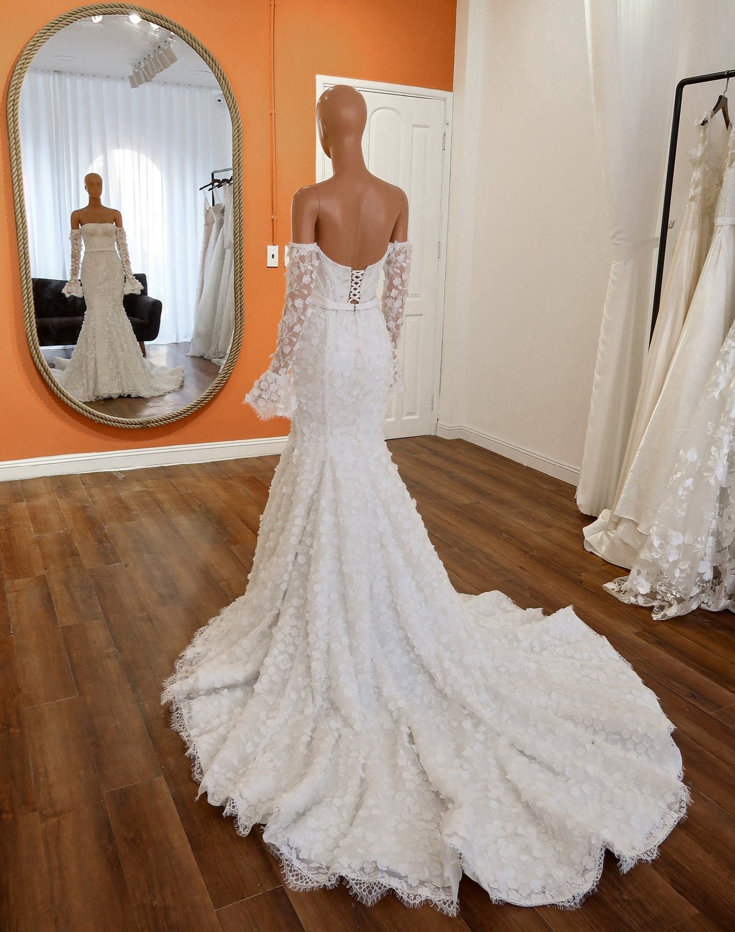 Sleeveless Flowers & Beaded Pearl Sweetheart Mermaid Dress With Matching Detached Sleeves