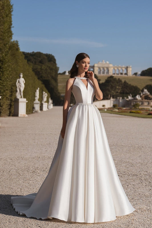 Crystal Beaded Collar Halter Neck & Beaded Natural Waistline Bridal Gown